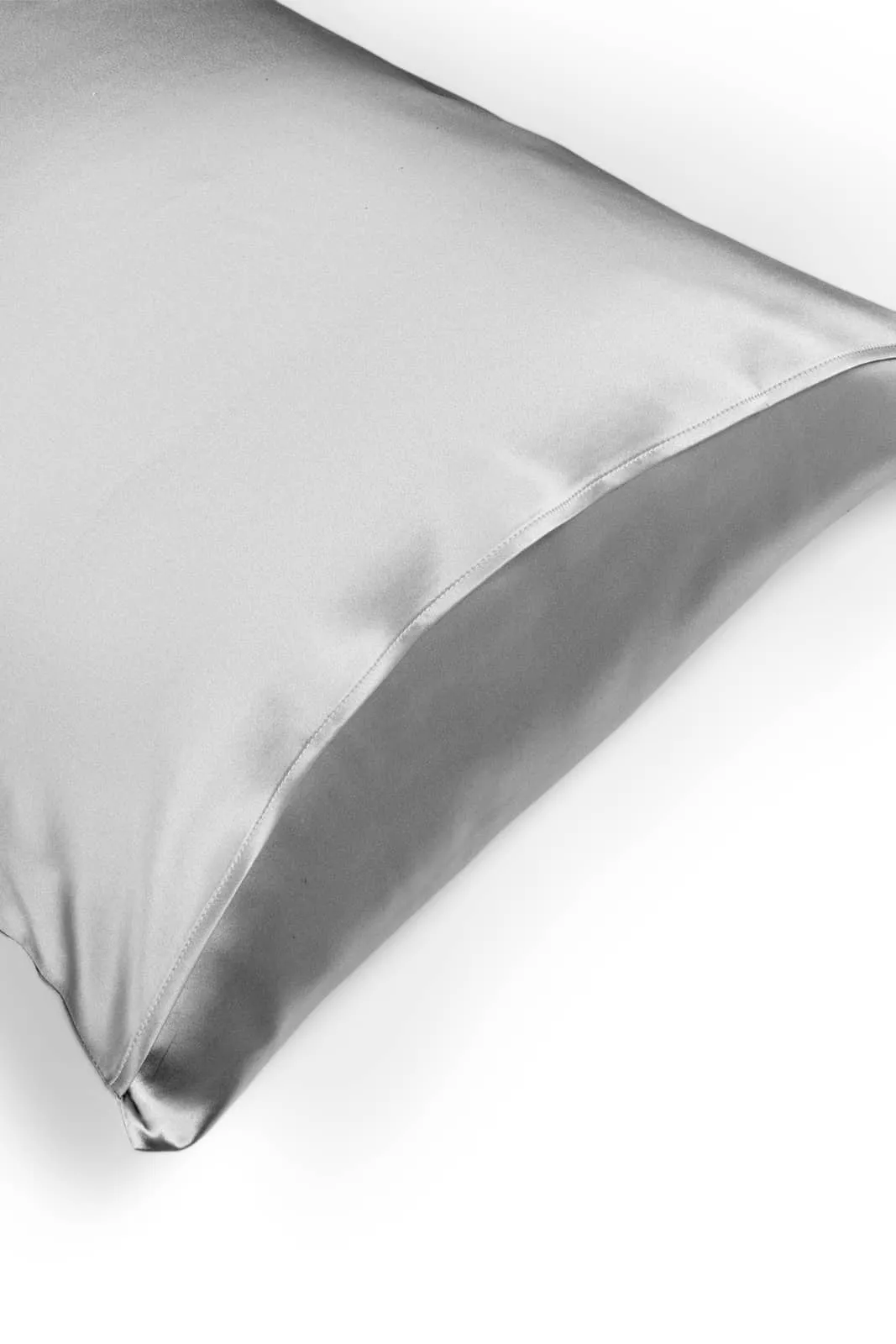 30 Momme 100% Pure Mulberry Silk Pillowcase - Black Label