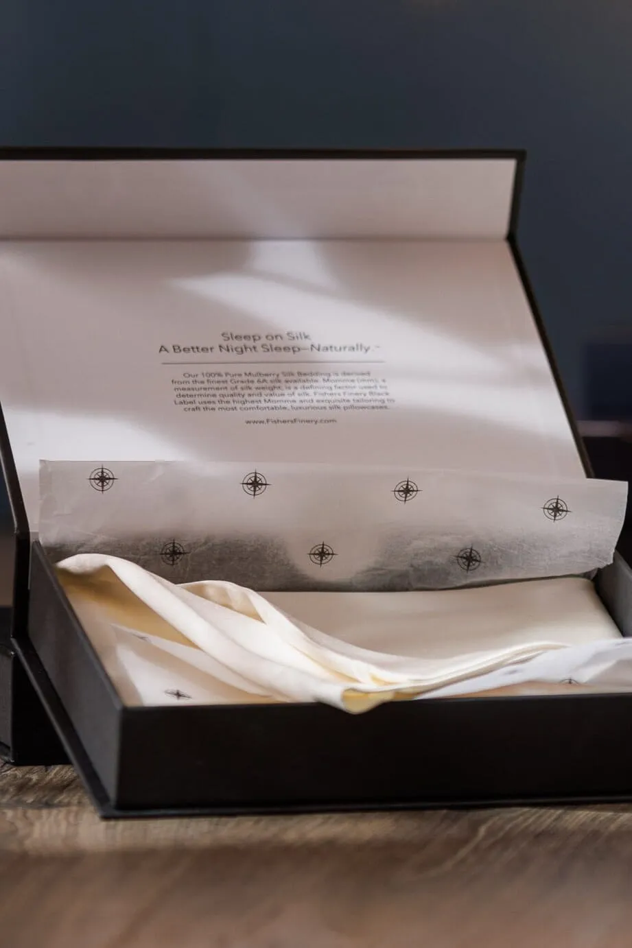 30 Momme 100% Pure Mulberry Silk Pillowcase - Black Label