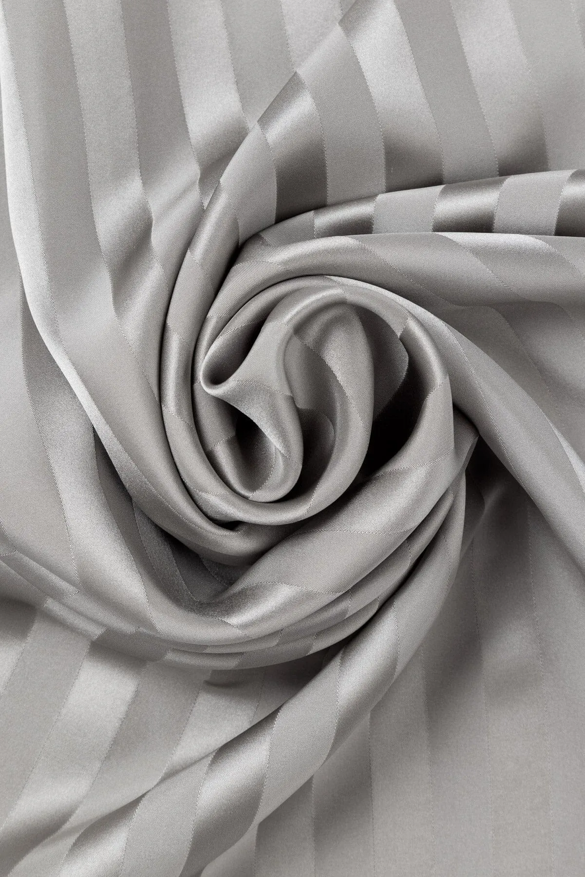 30 Momme 100% Pure Mulberry Silk Pillowcase - Black Label