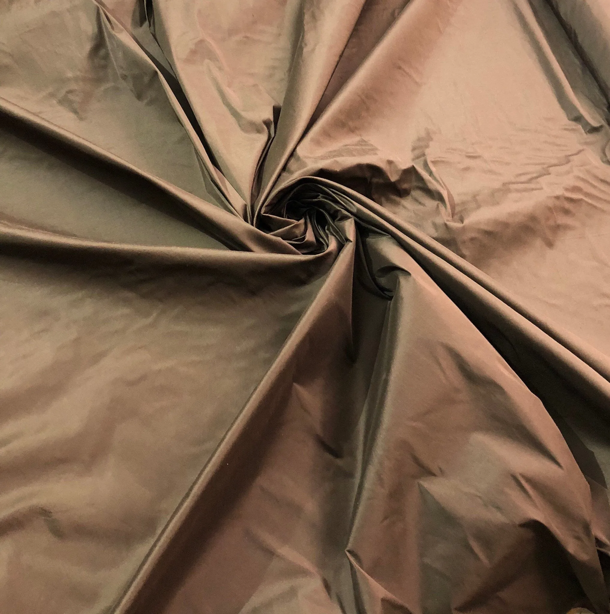 Brown silk shantung 54&quot; wide   Beautiful brown color silk shantung fabric sold by the yard
