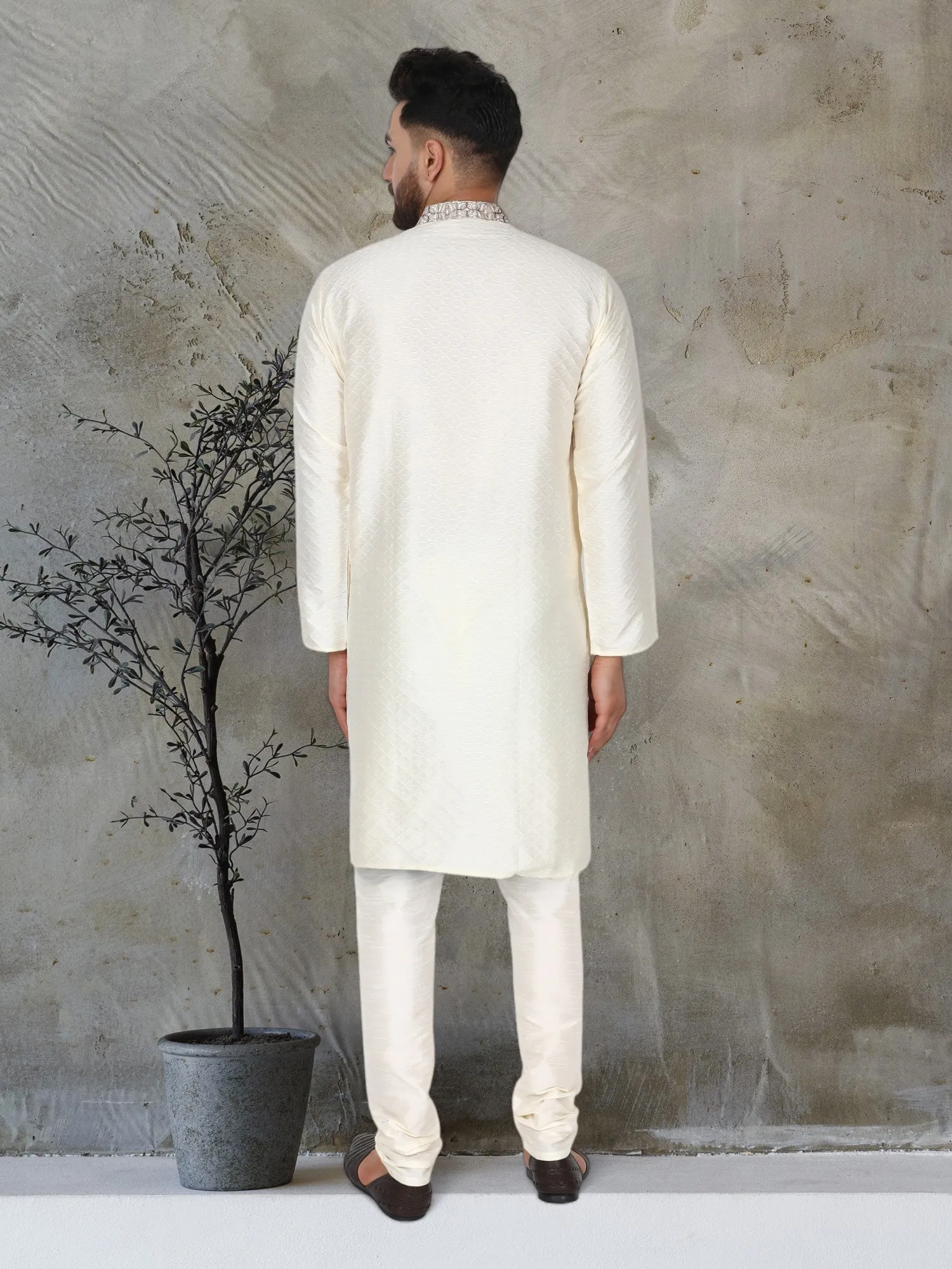 Men's Art Silk Kurta Pajama Indian Traditional Wedding Party Festive Season Dress Set Offwhite