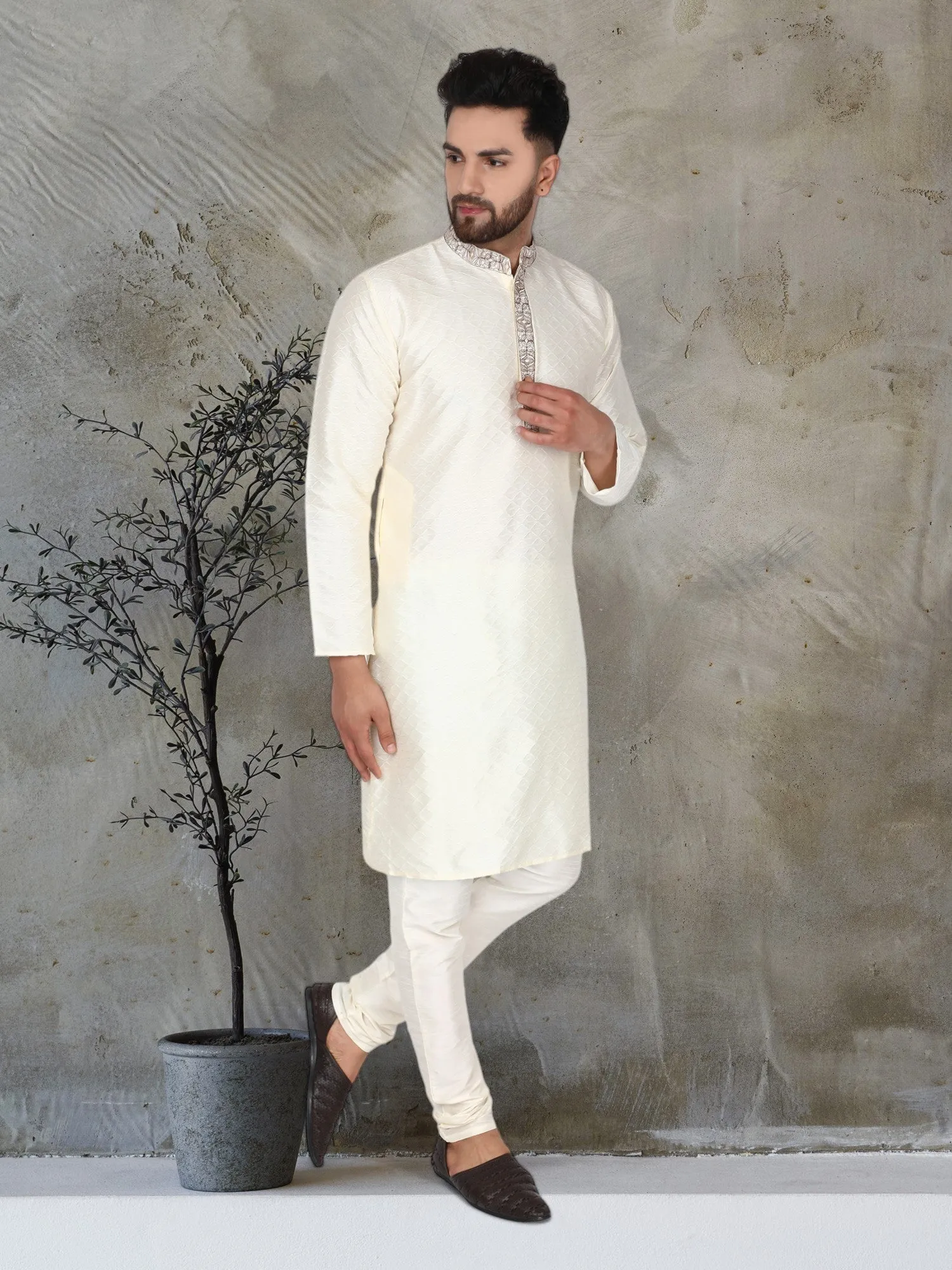 Men's Art Silk Kurta Pajama Indian Traditional Wedding Party Festive Season Dress Set Offwhite