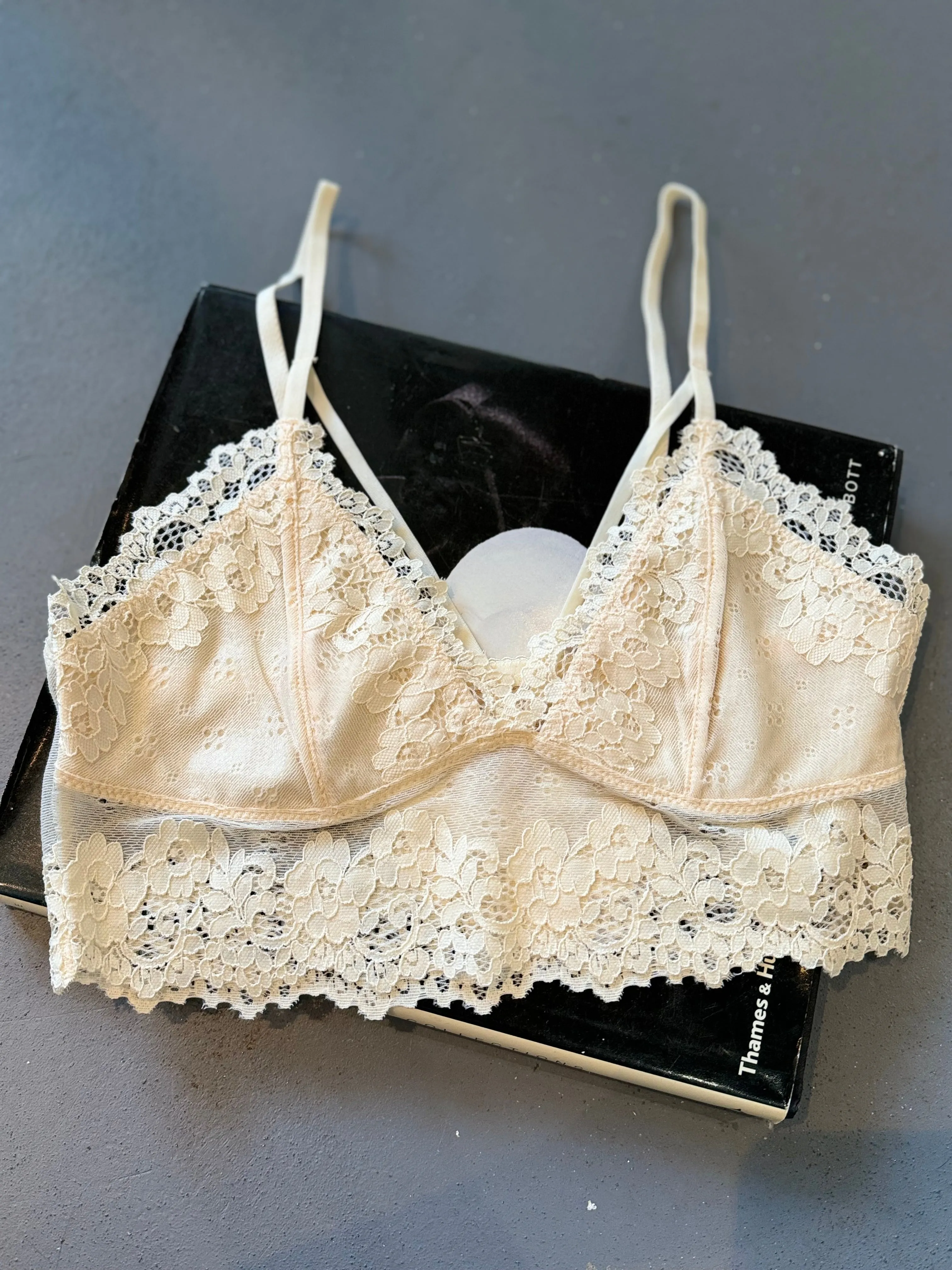 Pretty Lace Bralette