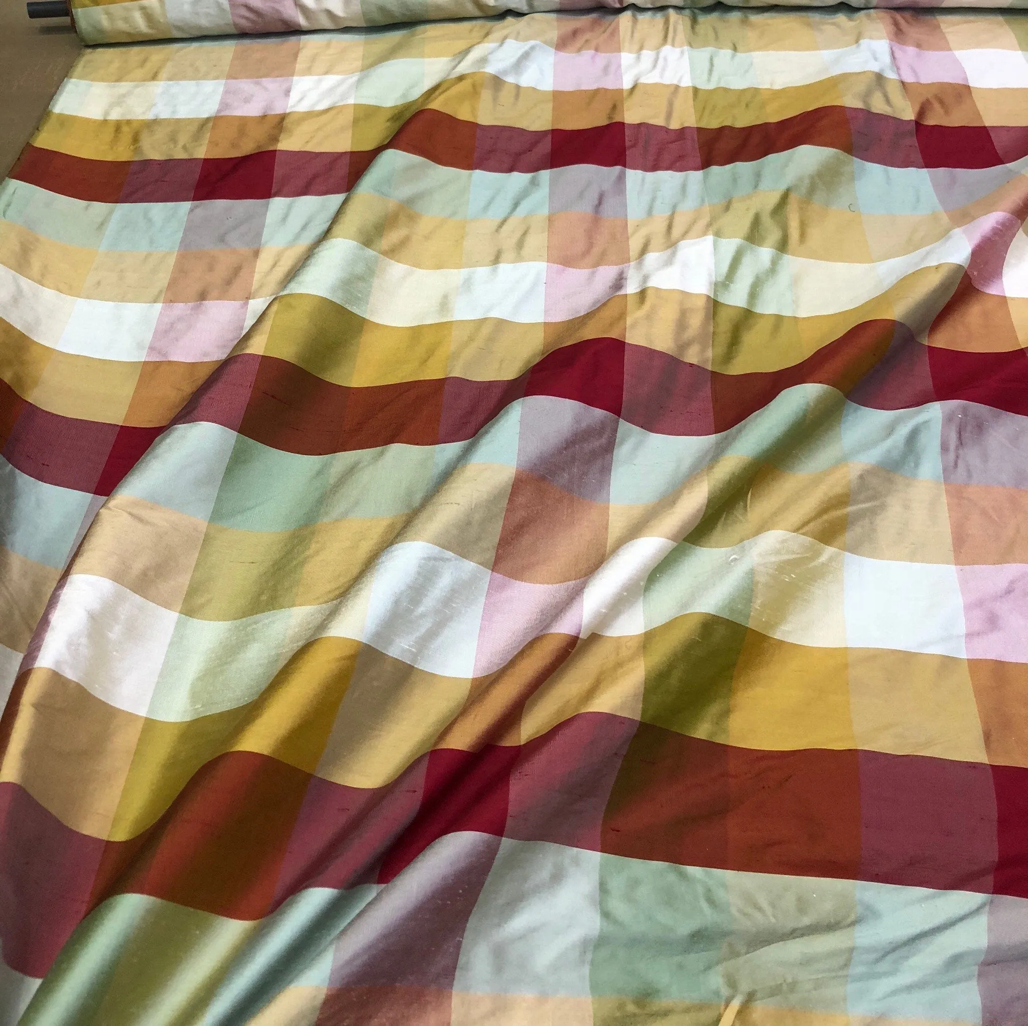 Silk shantung plaid 54&quot; wide   Beautiful wine green gold color combination silk shantung fabric sold by the yard