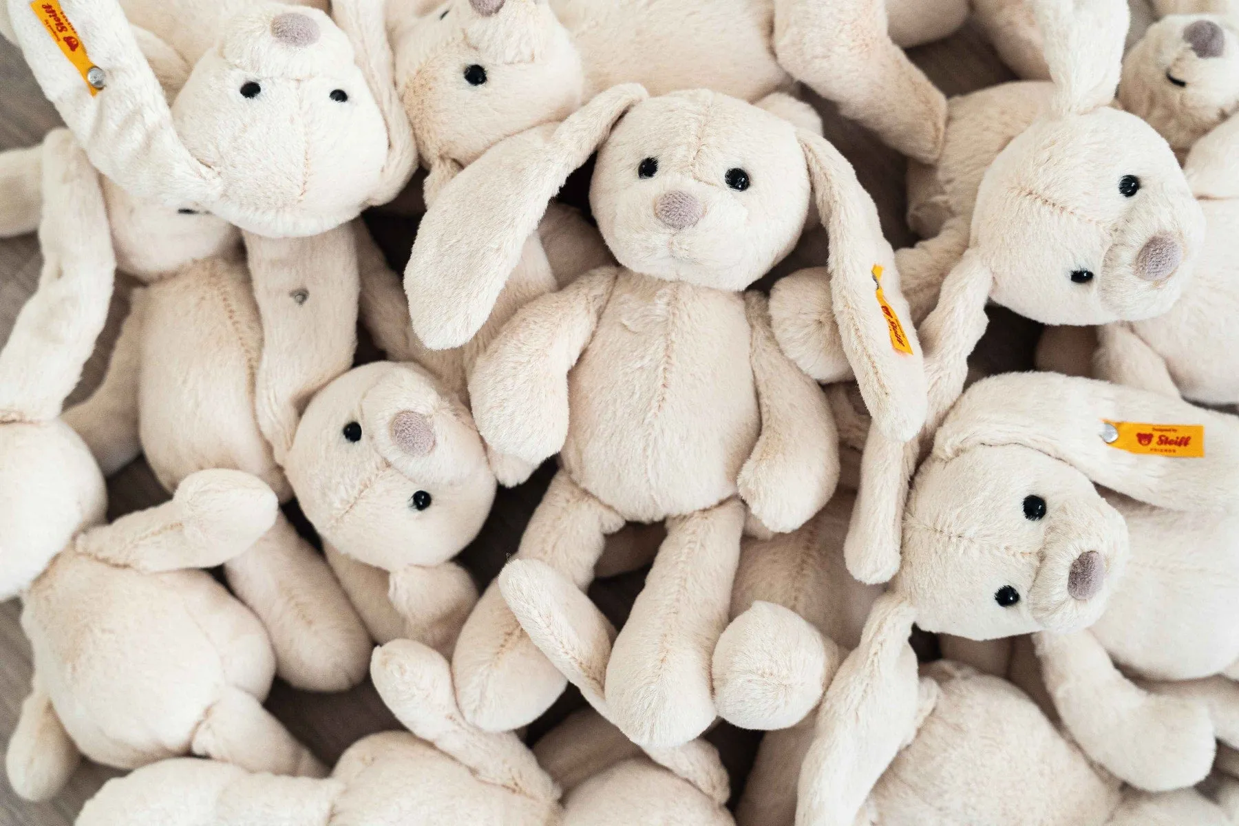 Tilda Rabbit - Yellow 20cm